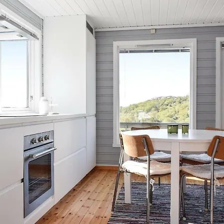 In Lindesnes With Kitchen *